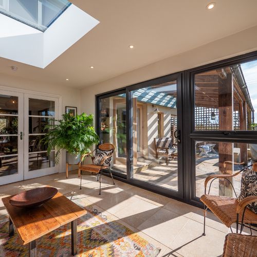 6de7a683 1125 4c27 a45d 4c616c0e3e6f homerunner