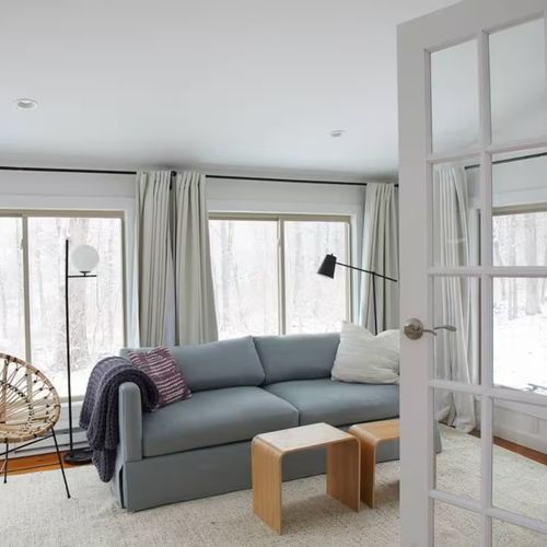 Second living room with fold out queen bed