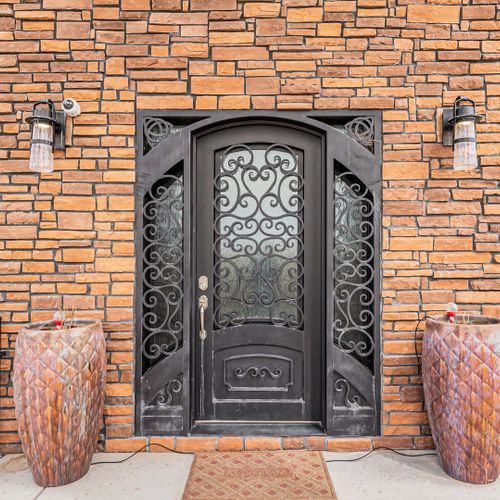 Pull up, step in, and feel right at home.
