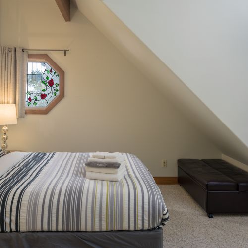 Second Guest bedroom upstairs overlooking the gardens