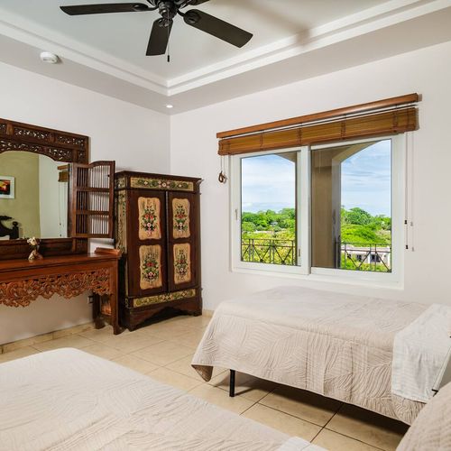 Second bedroom