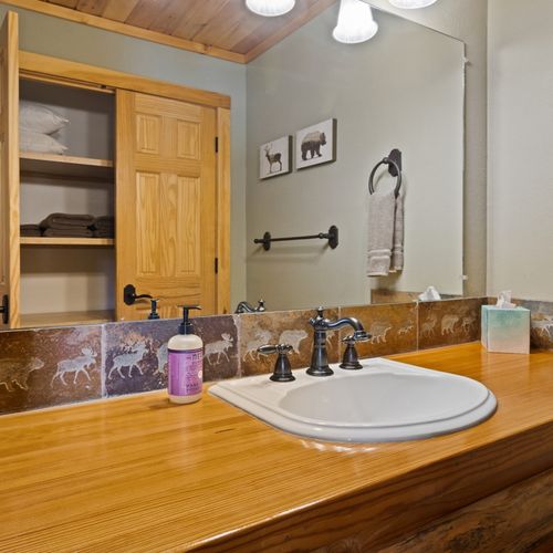 Bathroom #2 (loft):  full bathroom with combination tub and shower in the upstairs loft area.
