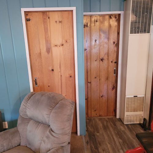 Bedrooms:  these 2 doors are the entrances to the 2 bedrooms.