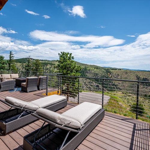 Captivating panoramic views from the large balcony. Copy & paste this link to view the 3d tour: t. Ly/rqm87