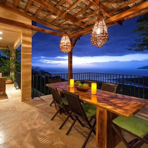 This house was designed and owned by a famous architect!