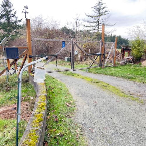 When leaving, press gate button to automatically open gate.