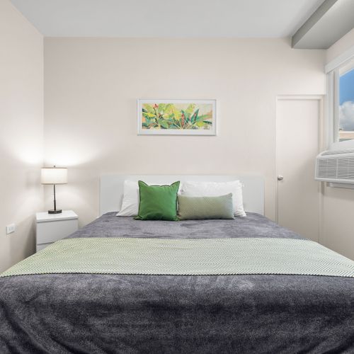 Experience truly comfortable nights on our premium bedding. This inviting setup ensures you wake up feeling completely refreshed and ready to embrace the day.