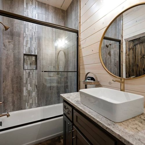 Bathroom with tub/shower.