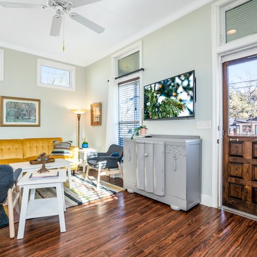 Living Area & Front Entrance