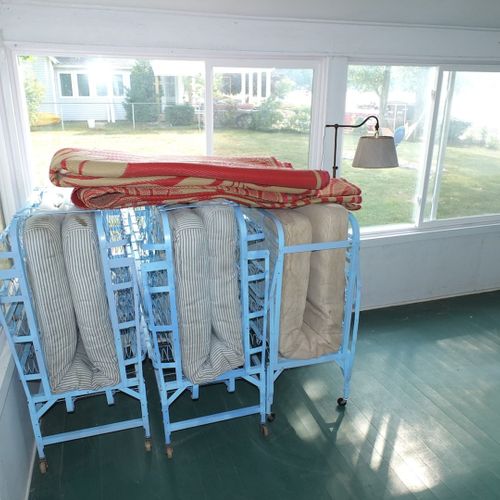 Porch:  there are also 3 fold-up beds that are available for sleeping on the porch.