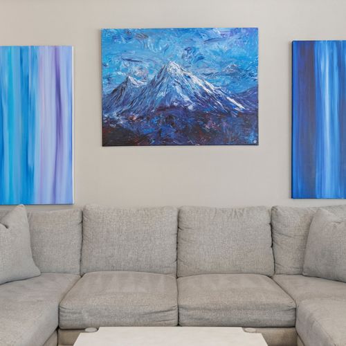 Gather, stretch out, or binge-watch in this light-filled, comfy space.
