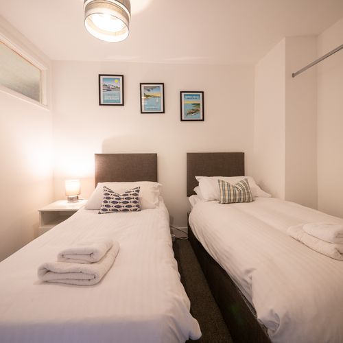 78f3fd57 2417 49ed a7a8 04092309d14a homerunner