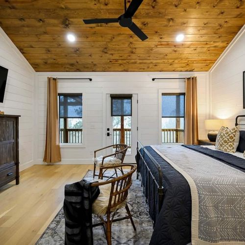 Private balcony access.