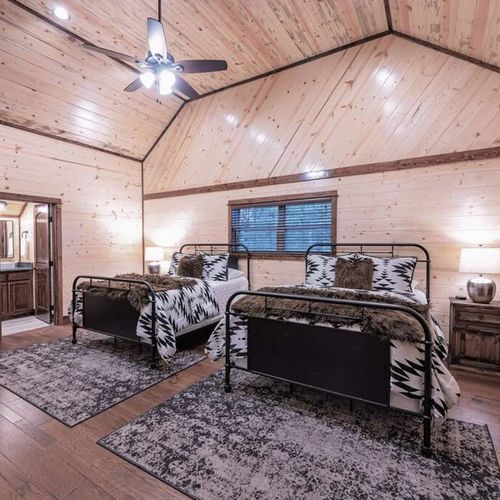 Upstairs you can find a double Queen room with a twin sleeper sofa.