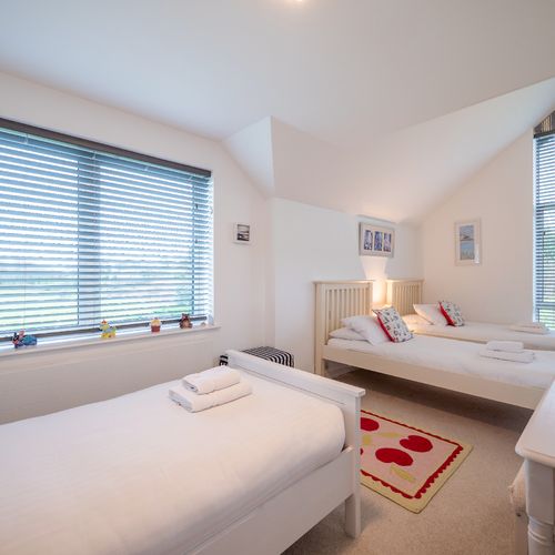 7c40ed8c 996e 48f9 9112 f7a0ea4deb91 homerunner