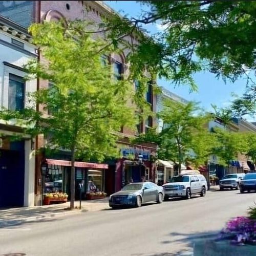 Area attractions:  petoskey is a 45 min drive from the house. Enjoy beaches, parks, and shopping downtown. We love the back lot food trucks. Something for everyone. Happy tacos is a must try! Petoskeyarea. Com for more info