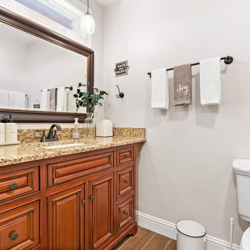 Bathroom adjacent to BR #3 & 4
