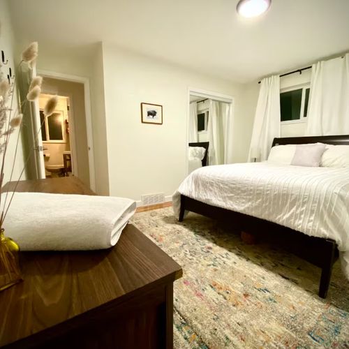 Family &Amp; Dog-Friendly Retreat With Fire Pit 97 Enjoy restful nights and slow mornings in this comfortable master retreat.