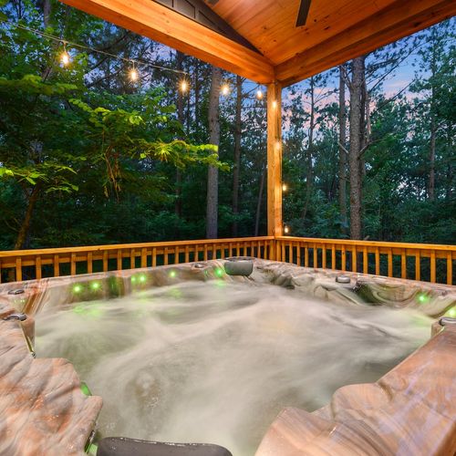 Luxury hot tub!