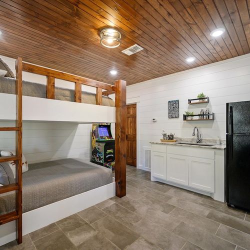 The bunk room features a kitchenette.