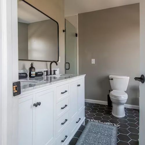The en-suite bathroom in the primary bedroom