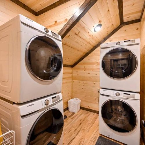 2 washers and 2 dryers on the main level.