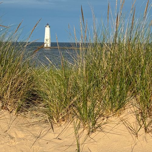 Area photos:  frankfort beach
