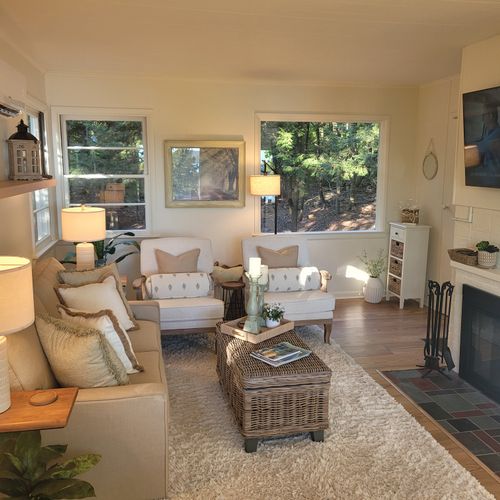 LIVING ROOM:  The home has a very comfy living room!