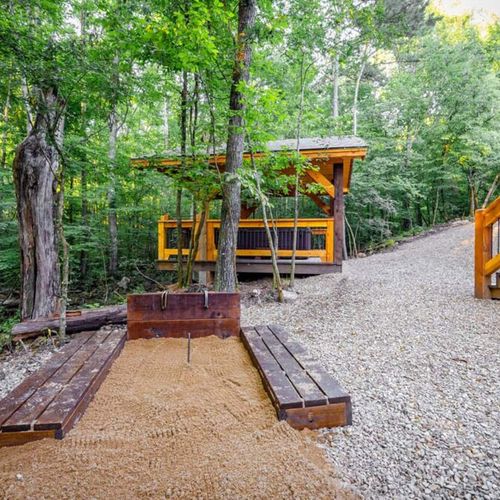 Horse shoes can be found behind the cabin.