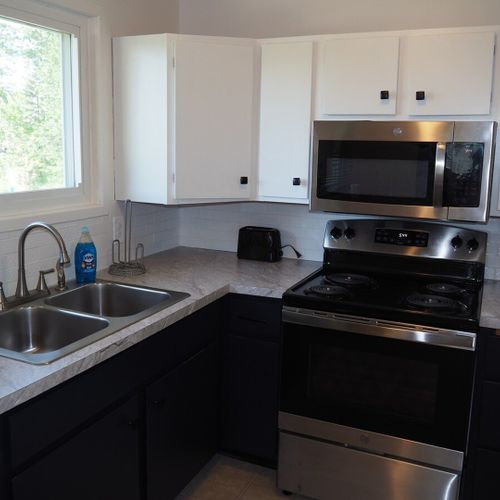 Kitchen: the home has an updated kitchen with all appliances including a dishwasher and a cute little coffee bar.
