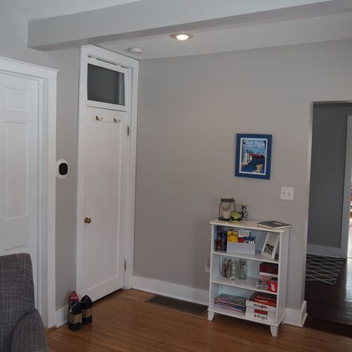 Living room:  very comfy and cozy!
