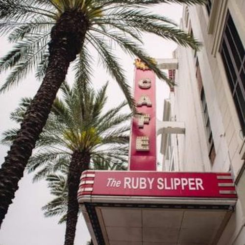 The Ruby Slipper café nearby — a local favorite for brunch.