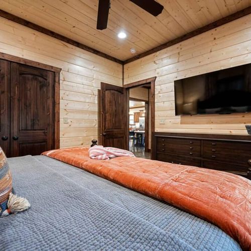 Main level- King suite with private bath