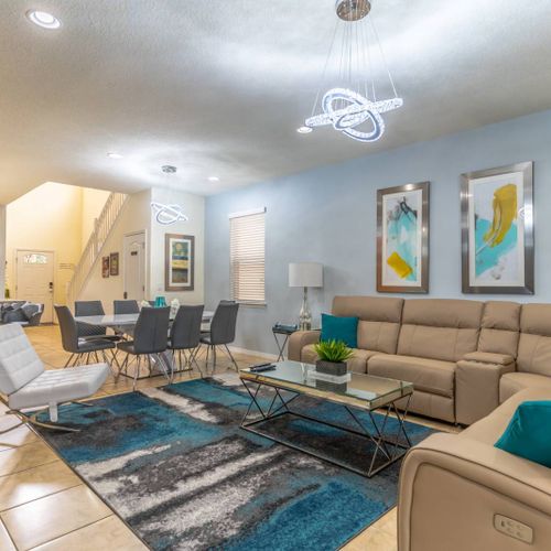 Beautifully Furnished End Unit Town Home w/Accent Walls and Upgraded Furniture
