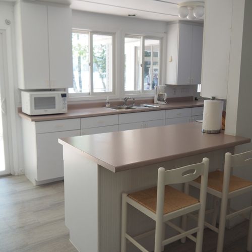 Kitchen:  the cottage has a very cute galley kitchen with all critical appliances. (there is no dishwasher though. )