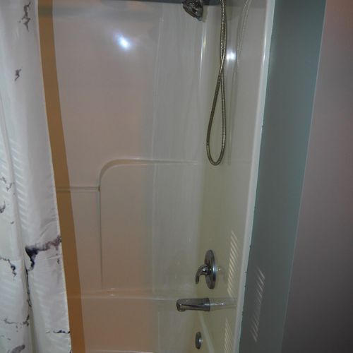 Bathroom #1 (main floor):  full bathroom on the main floor with a combination tub and shower.