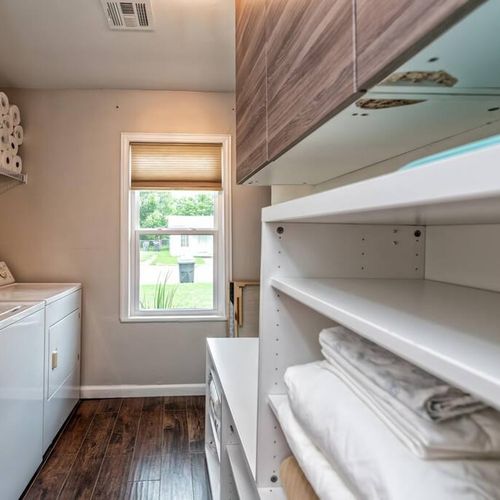 Full sized washer and dryer for guest use