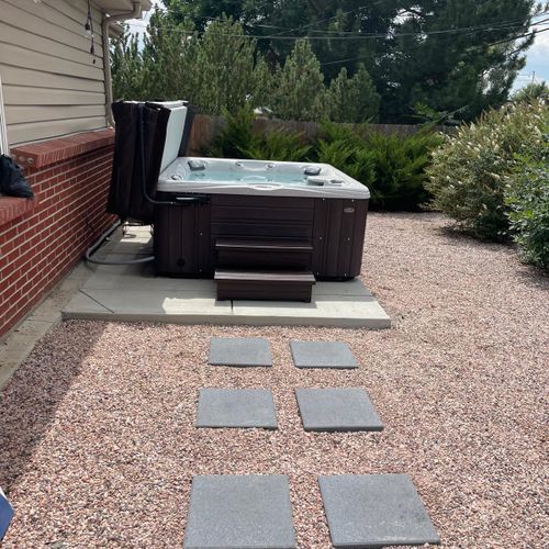 Your cozy soak spot under the trees
