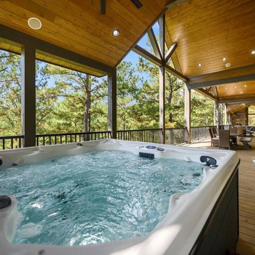 8-person hot tub on the covered porch!