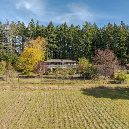 8eb5b3bd 2856 4a62 9a09 f49dd9ed9955 homerunner