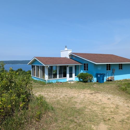 OVERALL:  Another view of the home in the summer with Crystal Lake in the background