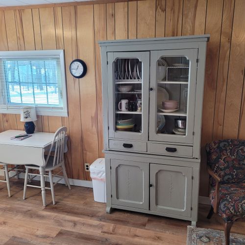Breakfast table:  there is a cute little 2-person breakfast table next to the kitchen.
