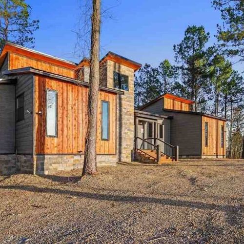 Wine and Shine- Luxury cabin that sleeps 20!