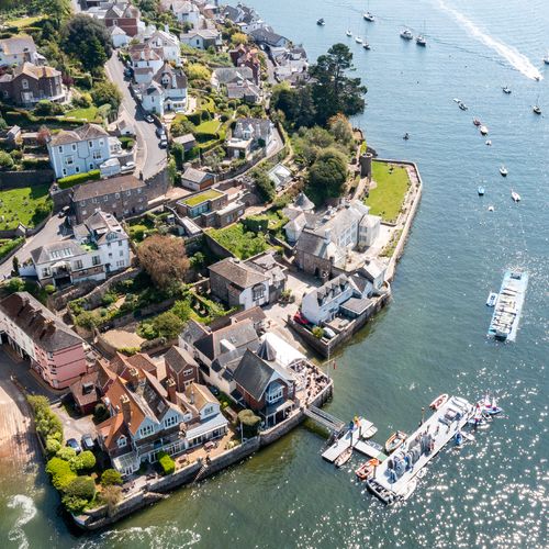 Trafalgar Cottage 142 9203072c dbd5 40c0 aa2b 992354fc95e2 homerunner