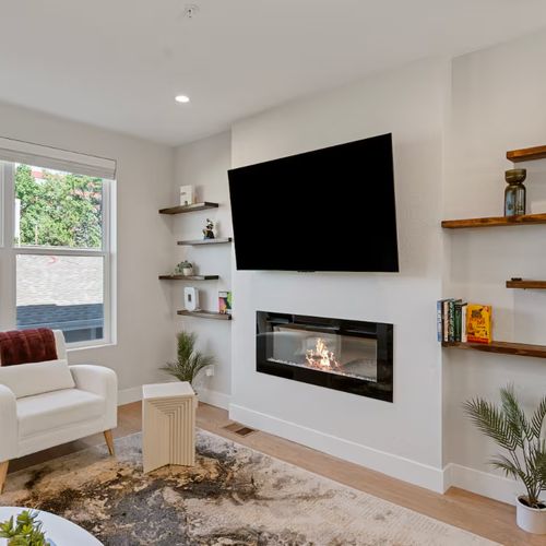 Enjoy elegant decor and furnishings throughout the home.