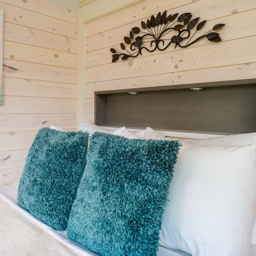 Curl up with your favorite book.  Built-in reading lights and phone chargers to keep all your belongings organized.