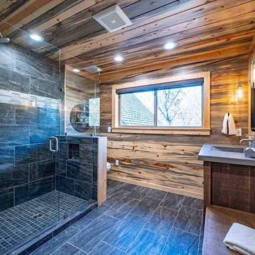 The full bathroom has a walk-in shower!