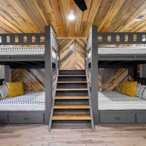 Queen-over-Queen bunks in the downstairs bunk room!