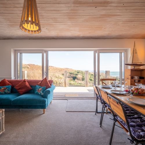 9730d105 0972 4ab1 a682 4a8f552df31d homerunner