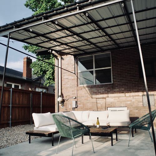 Complete outdoor setup for days and nights well spent.